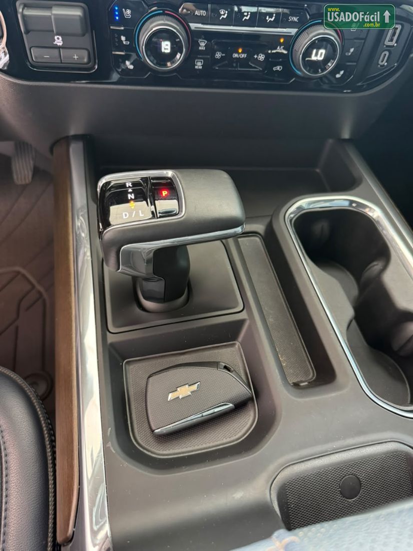 CHEVROLET/GM Silverado High Country 5.3 V8 AWD Automático 2025/2026 — foto 17 de 30
