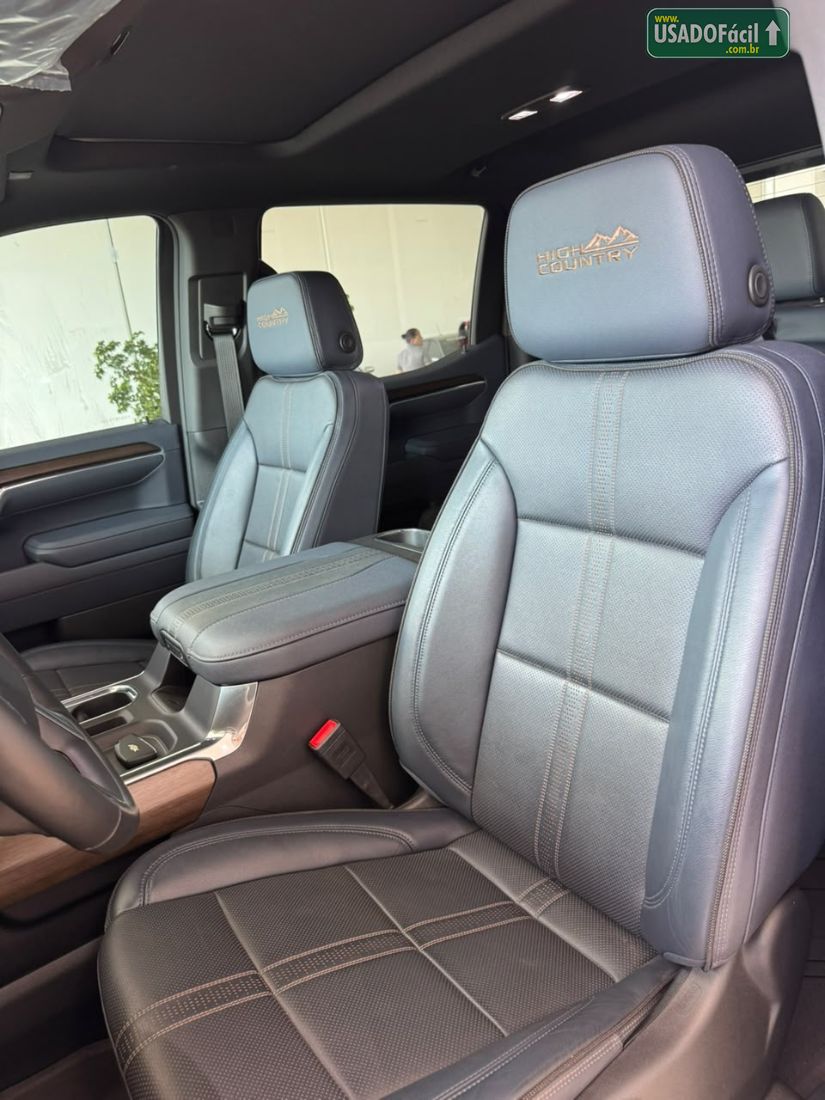 CHEVROLET/GM Silverado High Country 5.3 V8 AWD Automático 2025/2026 — foto 26 de 30