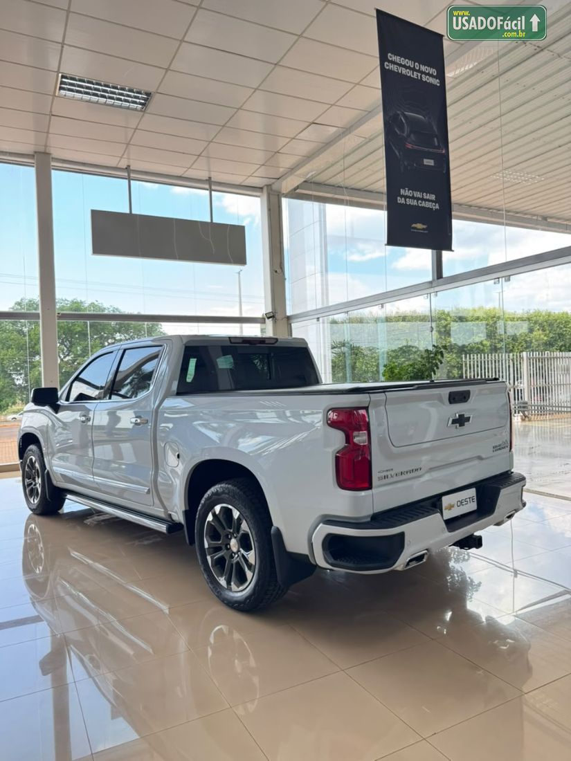 CHEVROLET/GM Silverado High Country 5.3 V8 AWD Automático 2025/2026 — foto 3 de 30