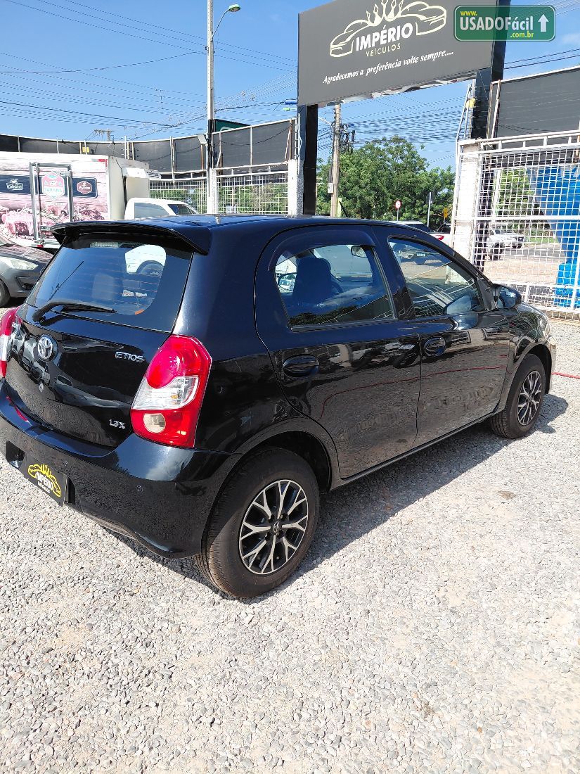 Toyota Etios Hatch X 1.3 Mecânico Flex 2017/2018 — foto 5 de 16