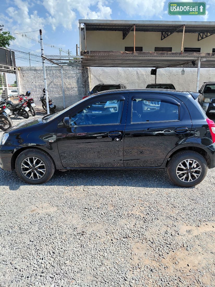 Toyota Etios Hatch X 1.3 Mecânico Flex 2017/2018 — foto 7 de 16