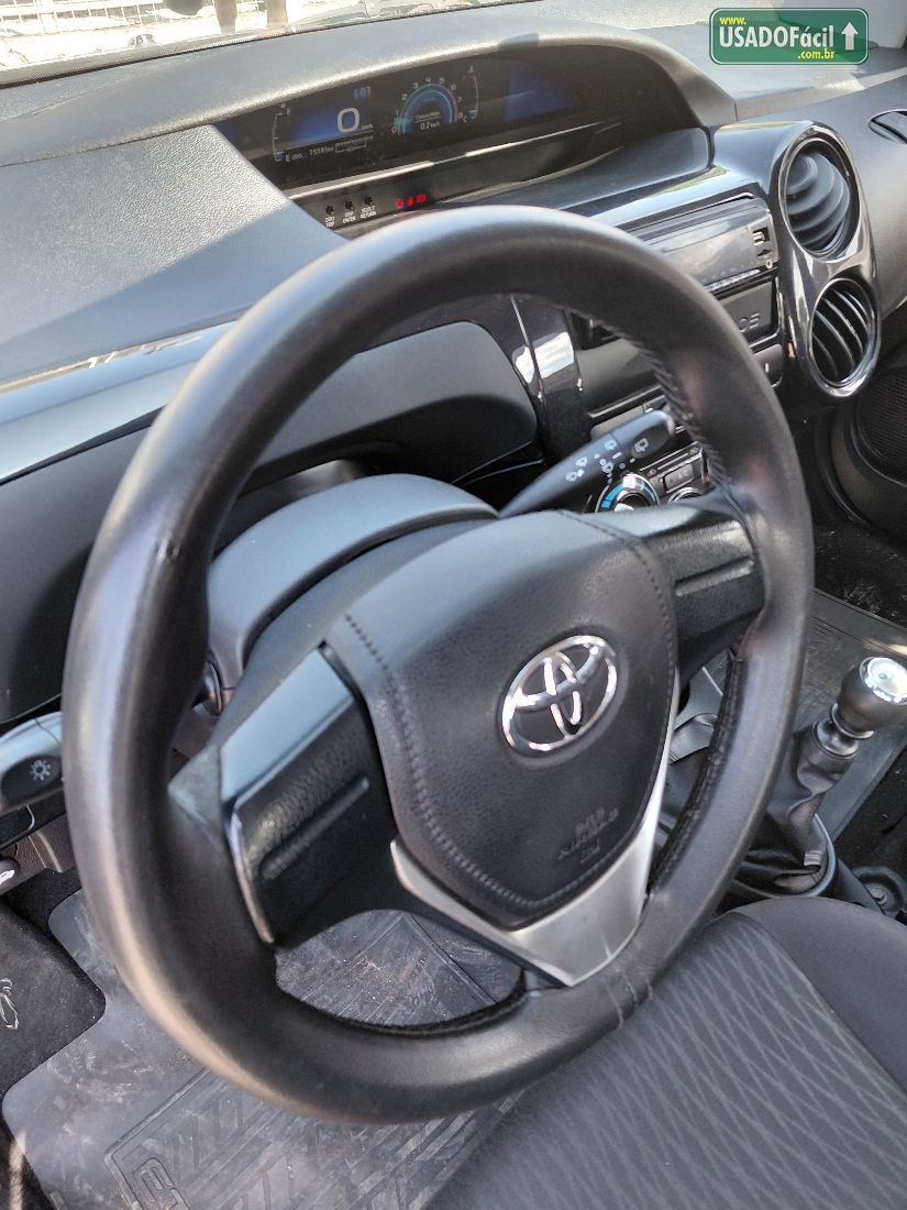 Toyota Etios Hatch X 1.3 Mecânico Flex 2017/2018 — foto 8 de 16
