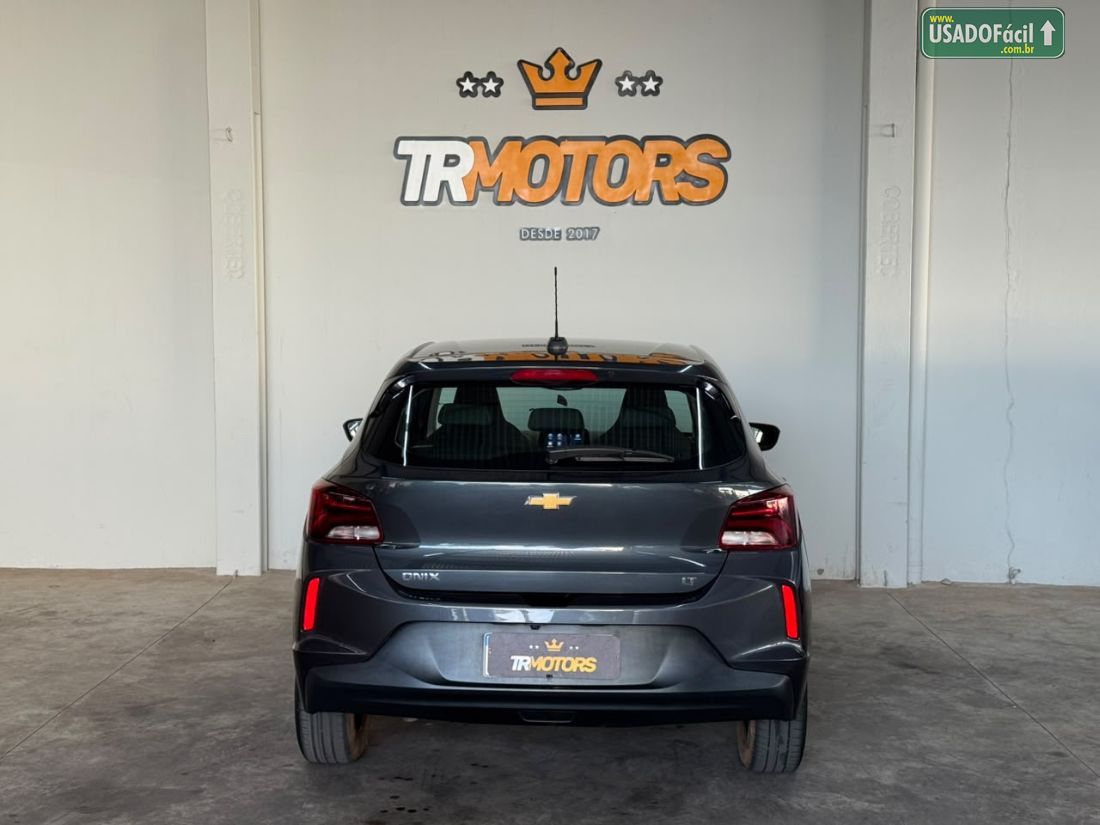 CHEVROLET/GM Onix Hatch LT 1.0 Mecânico Flex 2023/2024 — foto 4 de 10