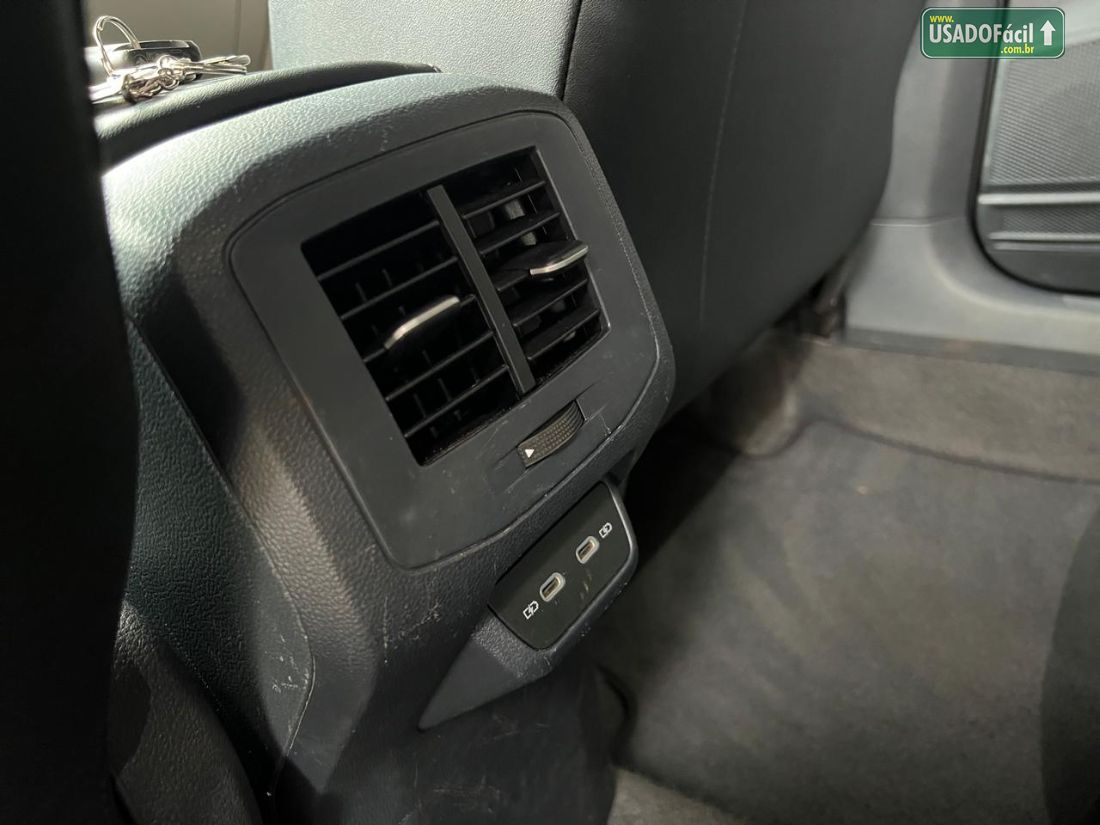 Volkswagen T-Cross Highline 250 TSI 1.4 Automático Flex 2023/2024 — foto 9 de 10