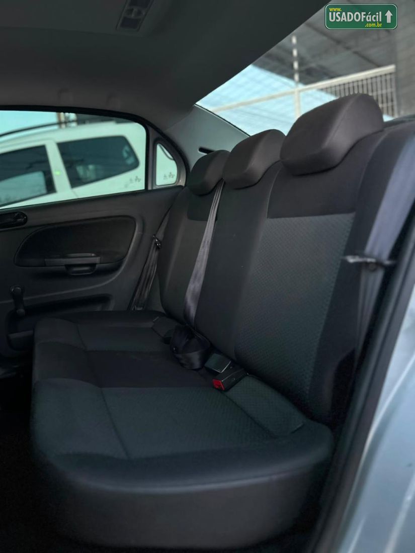 Volkswagen Voyage 1.0 Flex 2022/2023 — foto 8 de 10