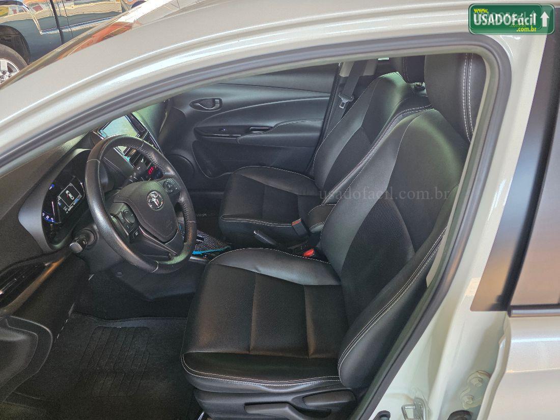 TOYOTA Yaris Sedan XLS 1.5 Automático Flex 2022/2023 — foto 8 de 12