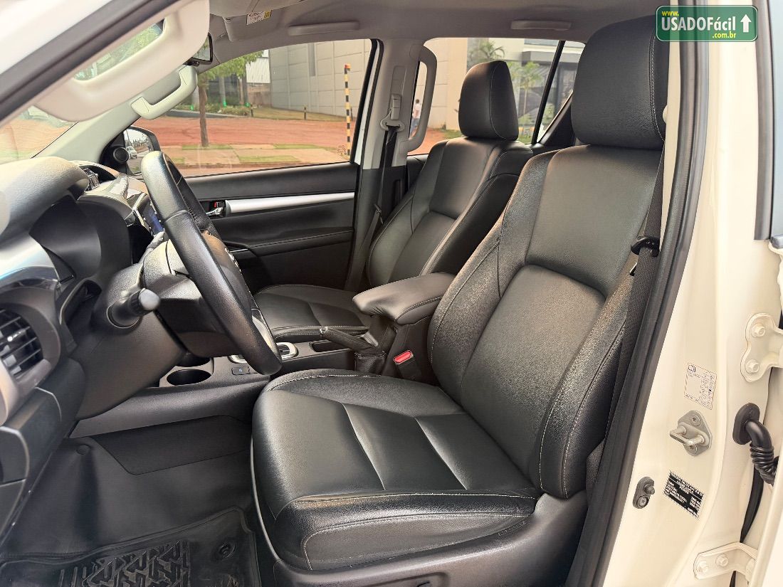 Toyota Hilux SRV CD 2.8 4x4 TDI Automático Diesel 2022/2022 — foto 14 de 15