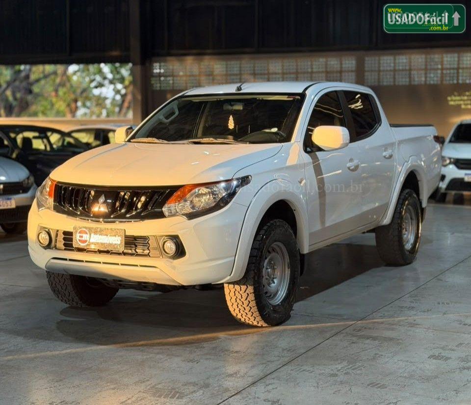 MITSUBISHI L200 Triton Spo CD 2.4 Automático Diesel 2023/2024 — foto 13 de 13