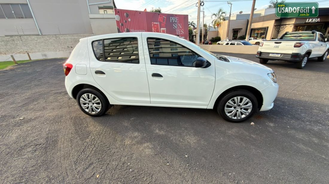 Renault Sandero Authentique 1.0 Flex 5P 2017/2018 — foto 5 de 13