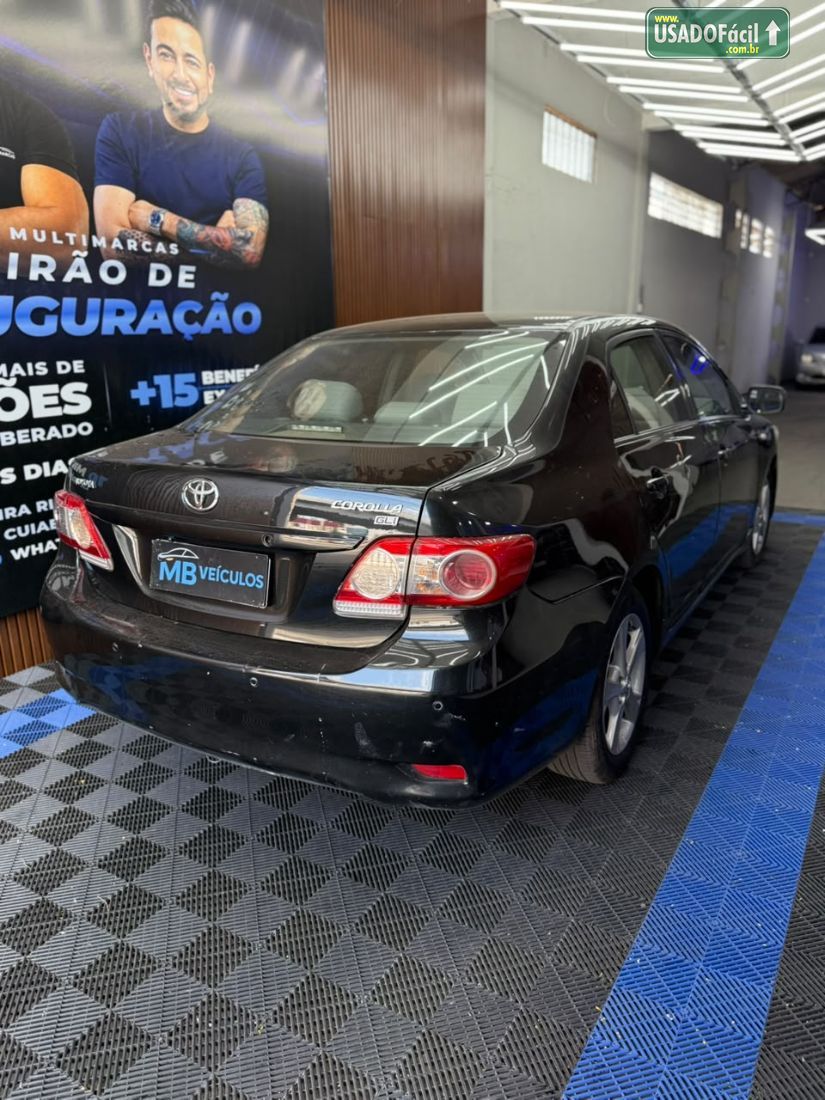 Toyota Corolla GLi 1.8 Automático Flex 2012/2013 — foto 17 de 19
