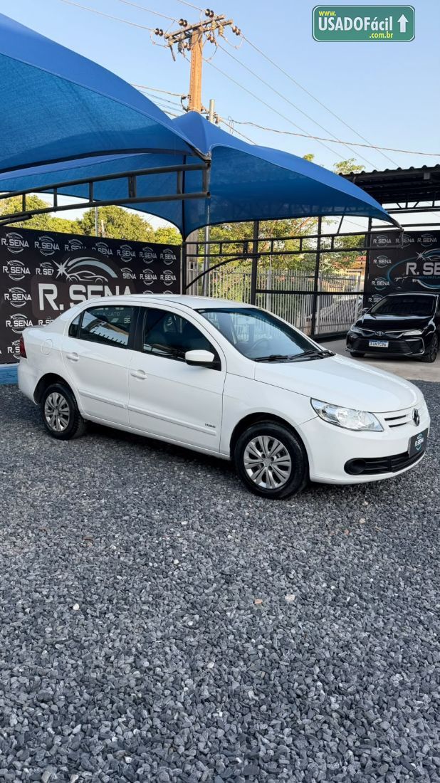 Volkswagen Voyage City 1.0 Mi Total Flex 2010/2011 — foto 2 de 14
