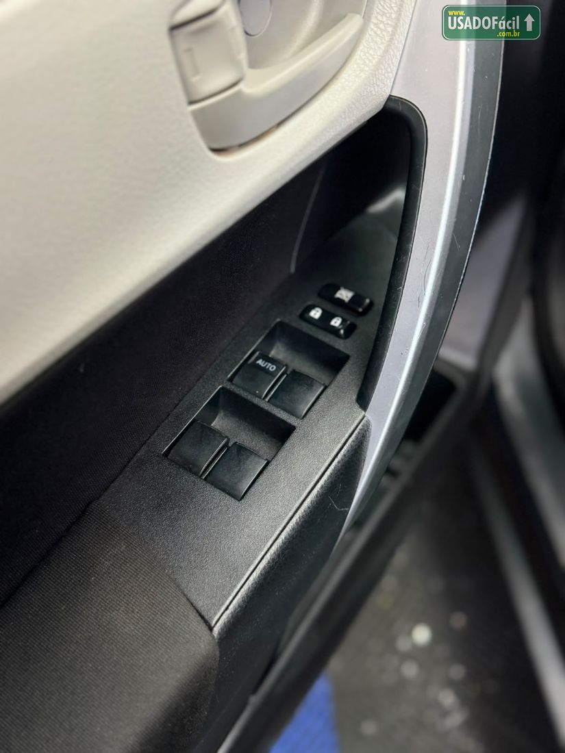 Toyota Corolla GLi 1.8 Automático Flex 2017/2018 — foto 12 de 17
