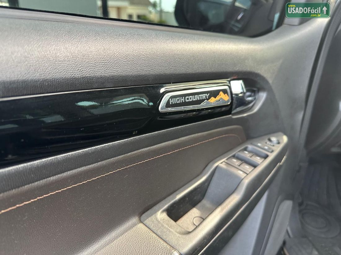 CHEVROLET/GM S10 High Country CD 2.8 4x4 Automático Diesel 2017/2018 — foto 9 de 11
