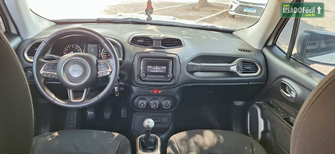 Jeep Renegade Sport 1.8 4x2 Mecânico Flex 2015/2016 — foto 8 de 10