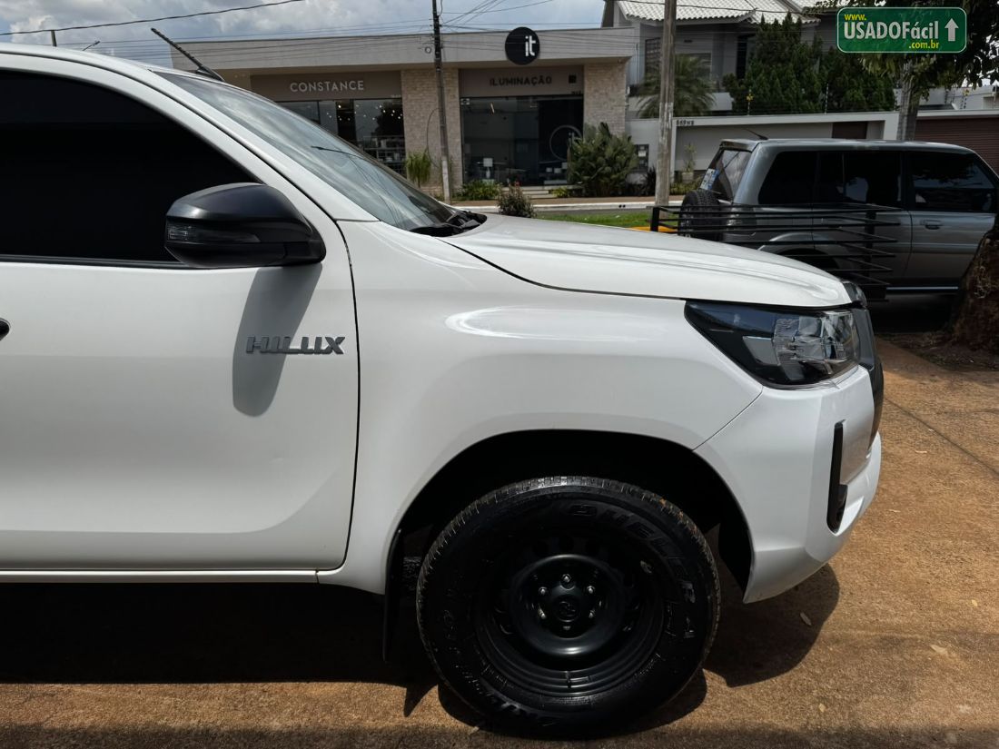 Toyota Hilux CD 2.8 4x4 Mecânico Diesel 2022/2022 — foto 4 de 11