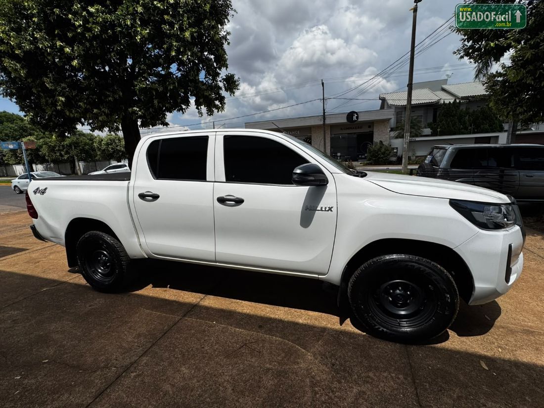 Toyota Hilux CD 2.8 4x4 Mecânico Diesel 2022/2022 — foto 6 de 11