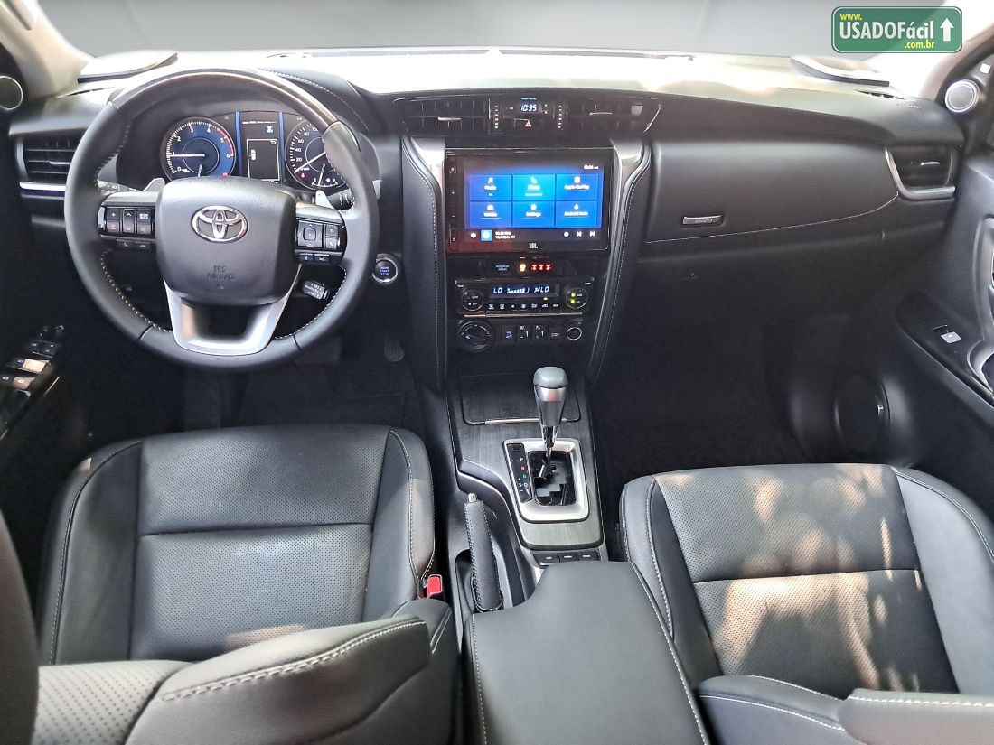 Toyota Hilux SW4 SRX Platinum 2.8 4x4 Turbo Automático Diesel 2025/2025 — foto 10 de 15