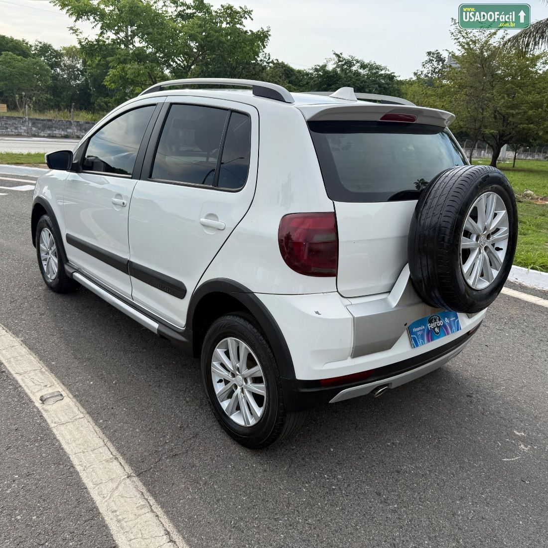 Volkswagen CrossFox 1.6 Mi Total Flex 2012/2013 — foto 6 de 10
