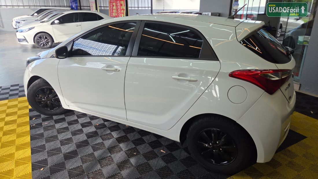 Hyundai HB20 Hatch Comfort 1.0 Flex 2013/2013 — foto 4 de 7