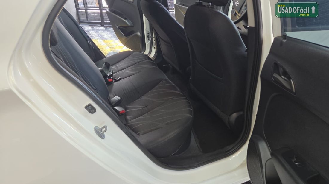 Hyundai HB20 Hatch Comfort 1.0 Flex 2013/2013 — foto 6 de 7