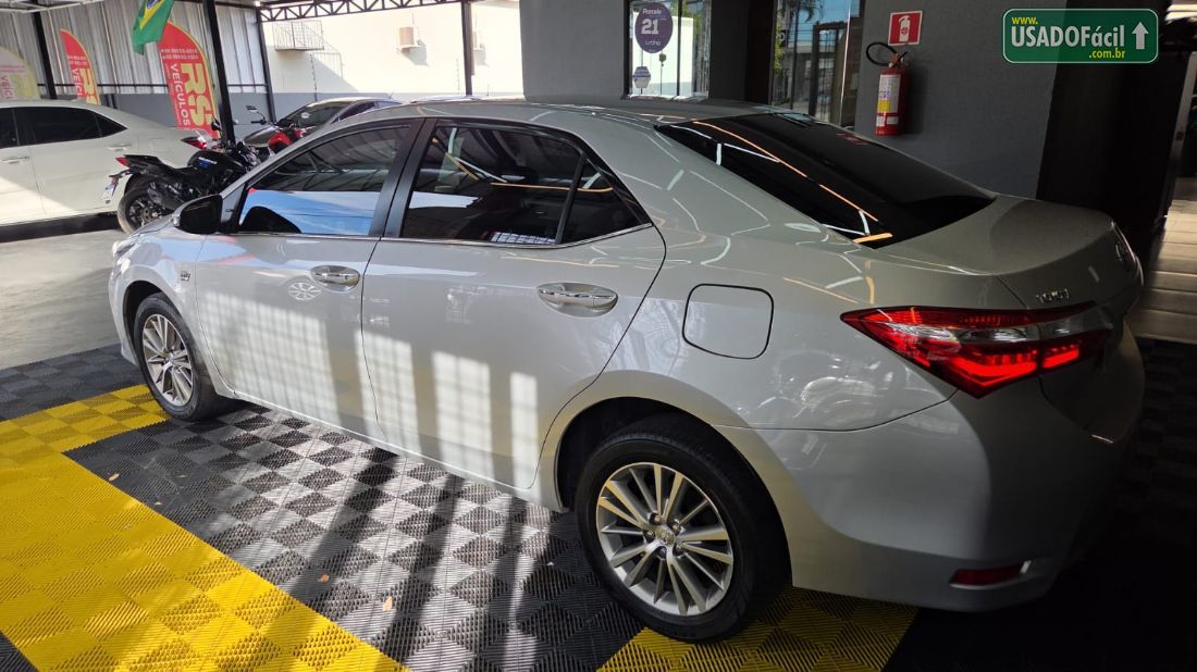 Toyota Corolla Altis 2.0 Automático Flex 2014/2015 — foto 3 de 7