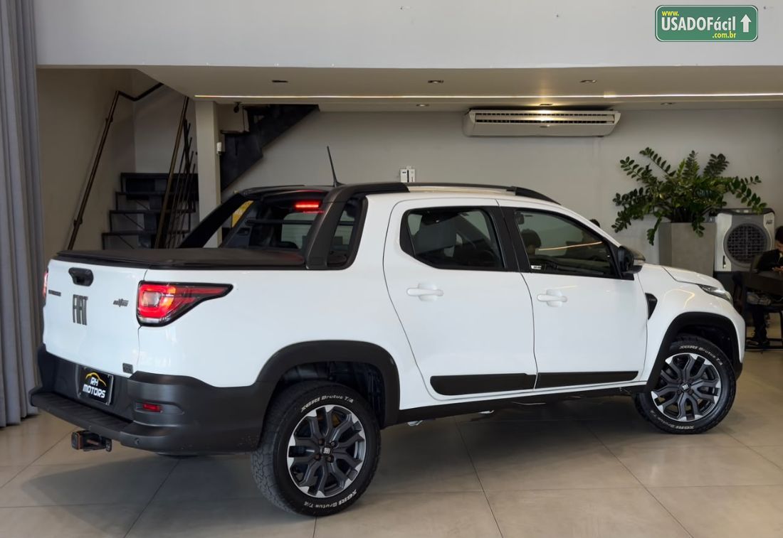 Fiat Strada Ultra CD 1.0 Turbo Automático Flex 2023/2024 — foto 4 de 14