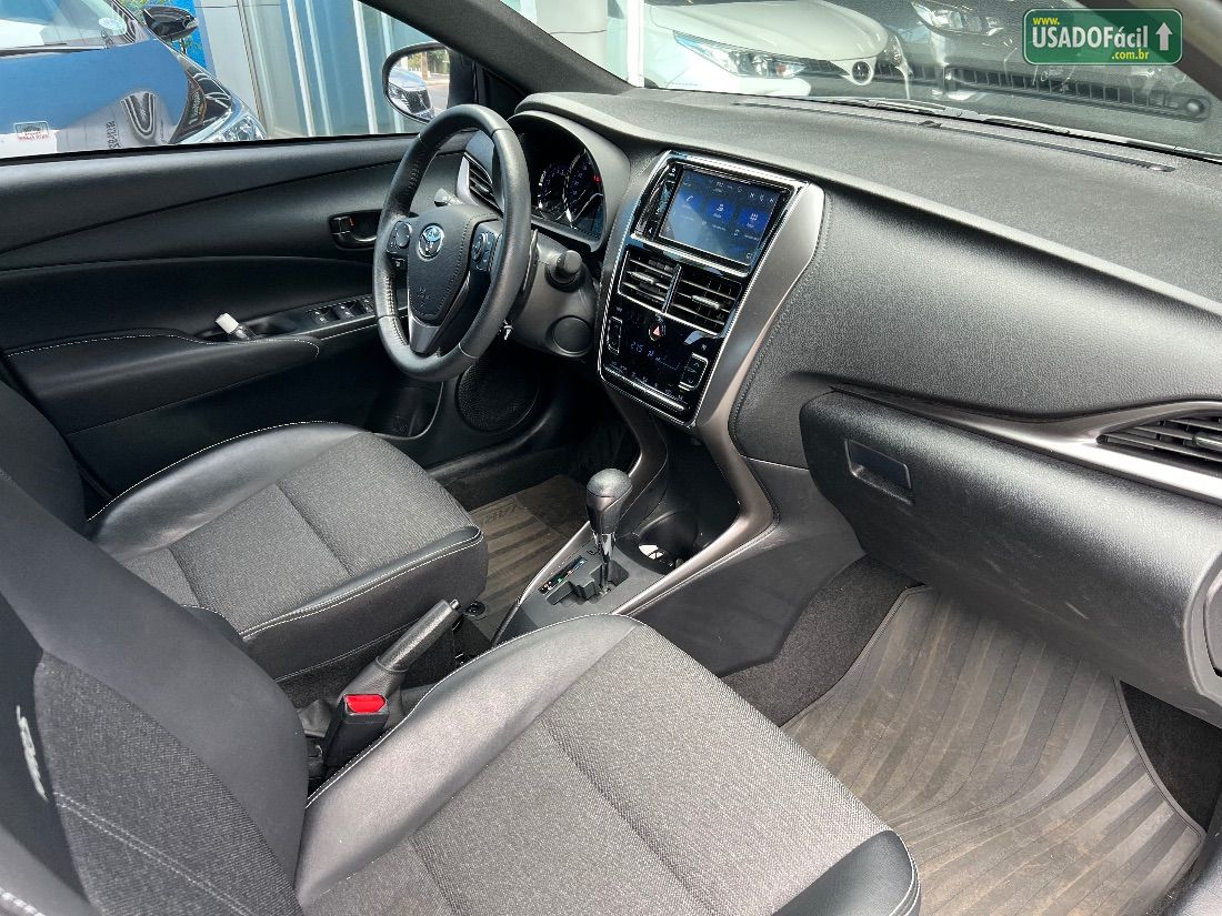 Toyota Yaris Hatch XS 1.5 Automático Flex 2022/2023 — foto 10 de 15