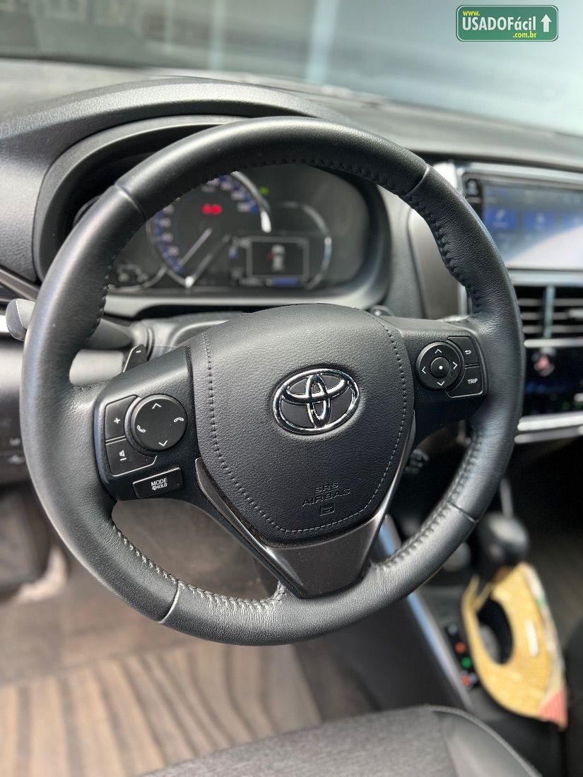 Toyota Yaris Hatch XS 1.5 Automático Flex 2022/2023 — foto 7 de 15