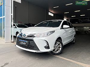 Toyota Yaris Hatch XS 1.5 Automático Flex