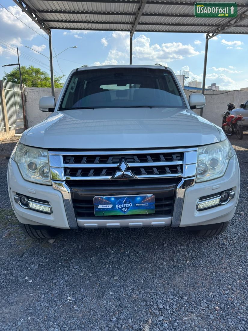 Mitsubishi Pajero HPE 3.2 4x4 Turbo Intercooler Automático Diesel 2015/2016 — foto 2 de 15
