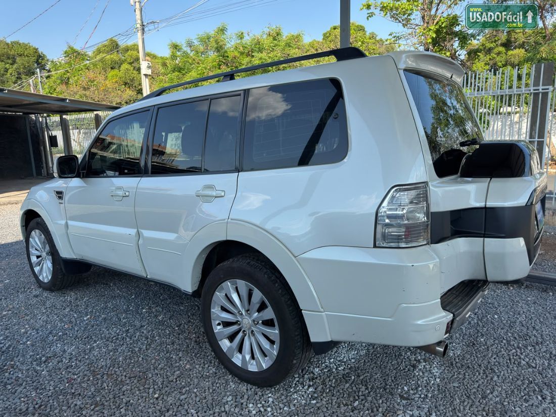 Mitsubishi Pajero HPE 3.2 4x4 Turbo Intercooler Automático Diesel 2015/2016 — foto 3 de 15