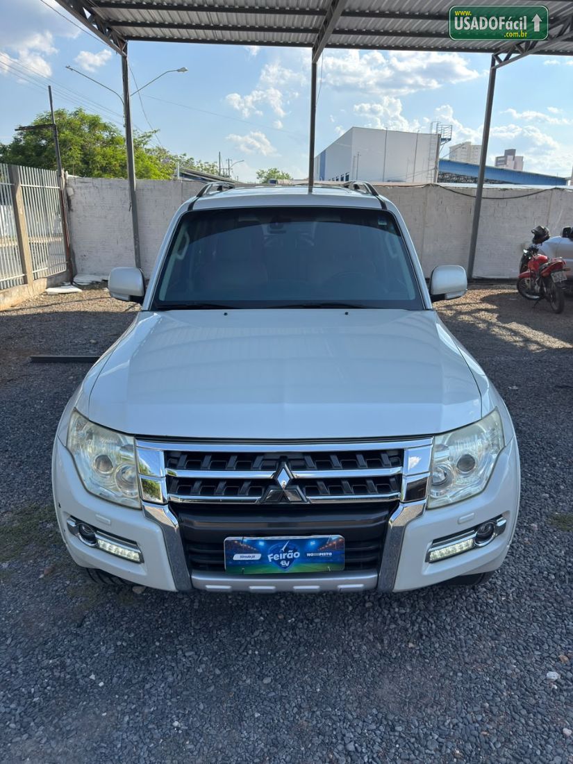Mitsubishi Pajero HPE 3.2 4x4 Turbo Intercooler Automático Diesel 2015/2016 — foto 4 de 15