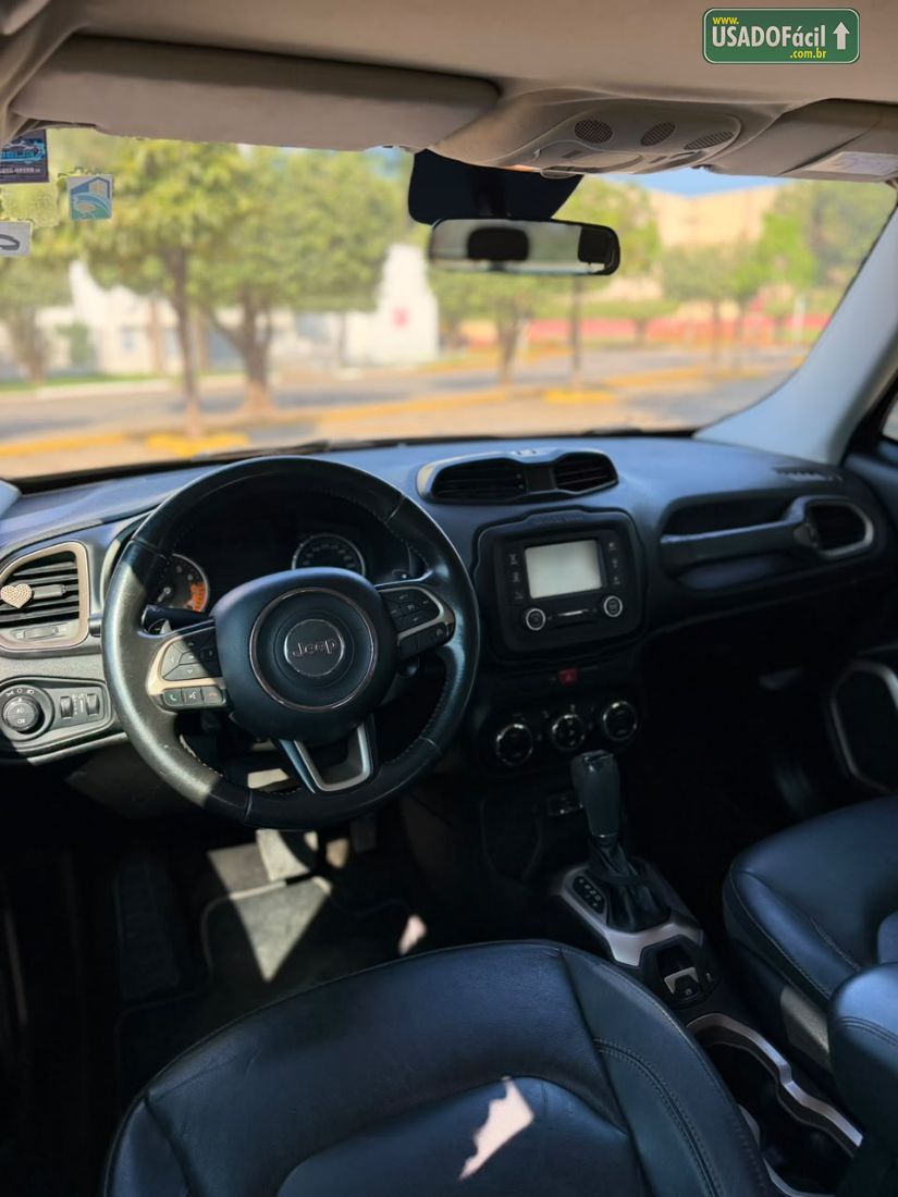 Jeep Renegade Longitude 1.8 4x2 Automático Flex 2015/2016 — foto 5 de 7
