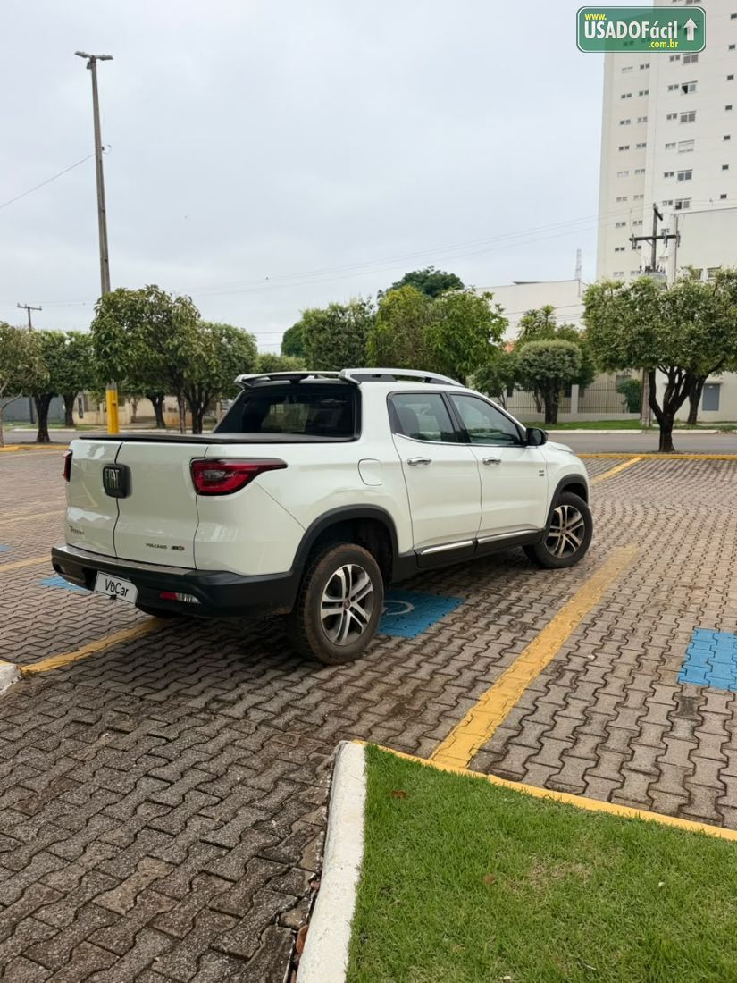 Fiat Toro Volcano 2.0 4X4 Turbo Automático Diesel 2017/2018 — foto 4 de 8
