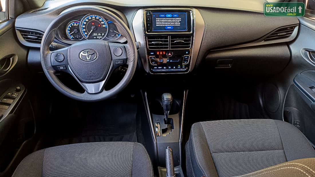 Toyota Yaris Hatch XL 1.5 Automático Flex 2023/2024 — foto 10 de 16