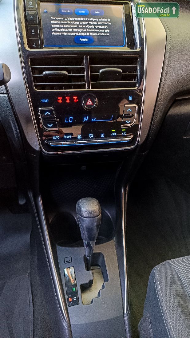 Toyota Yaris Hatch XL 1.5 Automático Flex 2023/2024 — foto 14 de 16