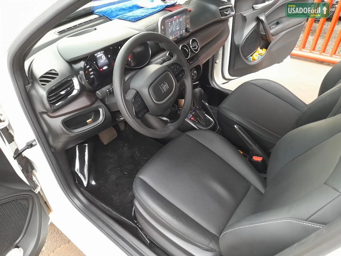 FIAT Cronos Precision 1.3 Automático Flex 2024/2025 — foto 8 de 11