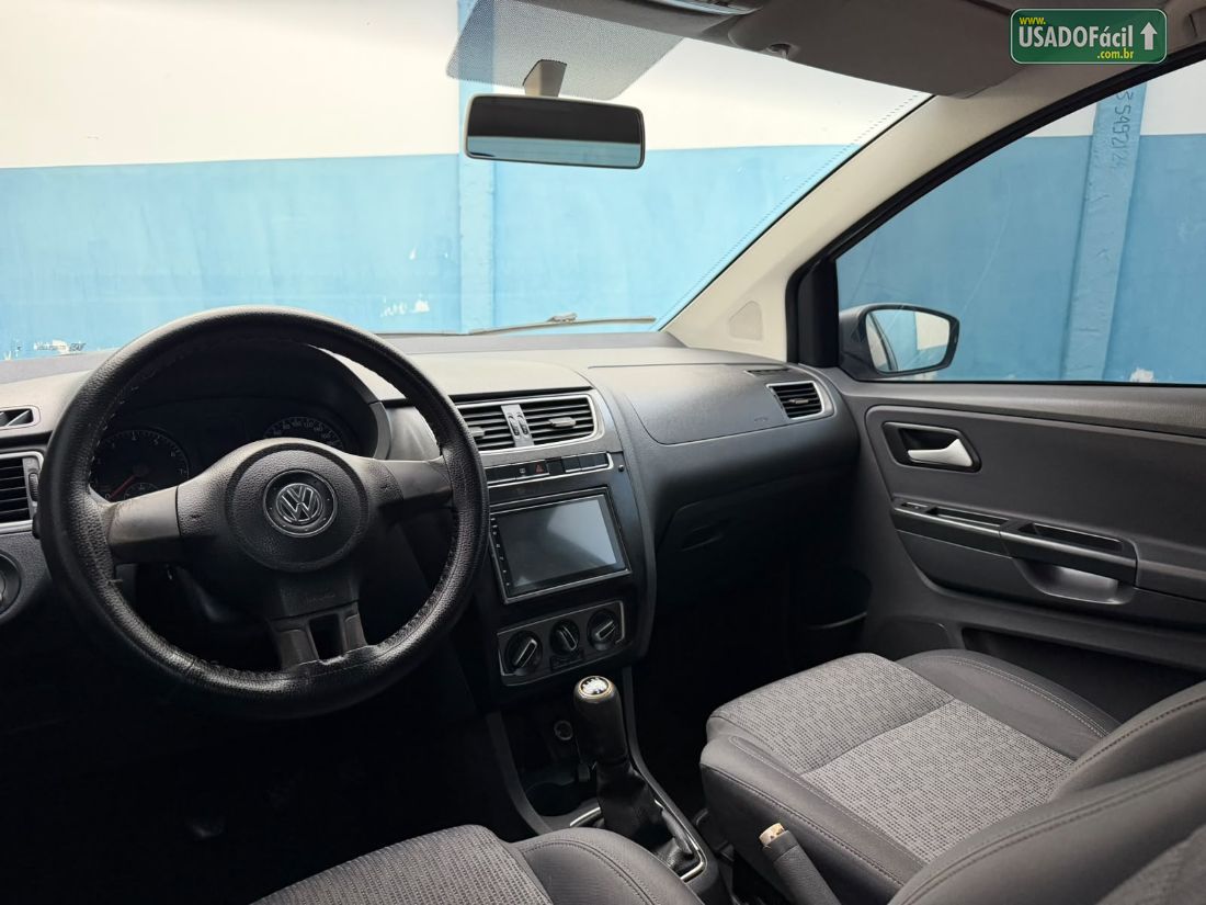 Volkswagen Fox 1.6 Mi 4P Total Flex 2013/2014 — foto 9 de 10
