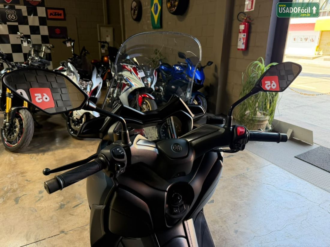 Yamaha XMAX 250 ABS 2023/2023 — foto 5 de 11