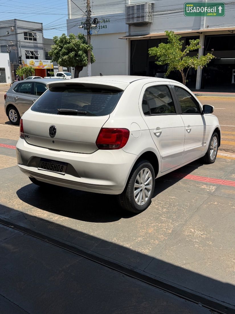 Volkswagen Gol Comfortline 1.0 4P Total Flex 2014/2015 — foto 3 de 7