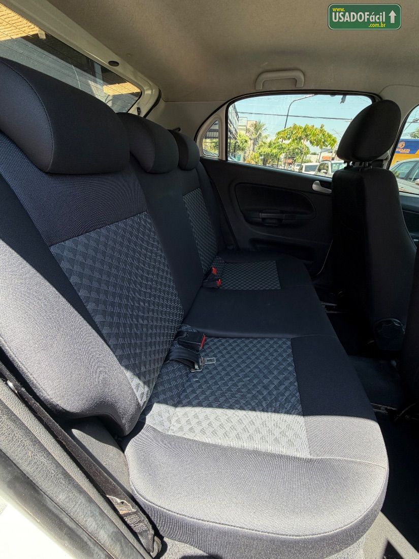 Volkswagen Gol Comfortline 1.0 4P Total Flex 2014/2015 — foto 7 de 7