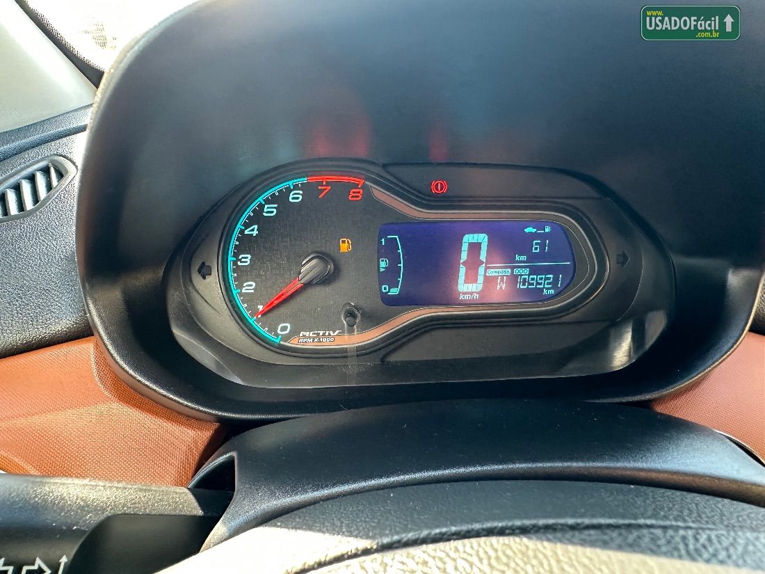 CHEVROLET/GM Onix Hatch Activ 1.4 Mecânico Flex 2016/2017 — foto 12 de 13