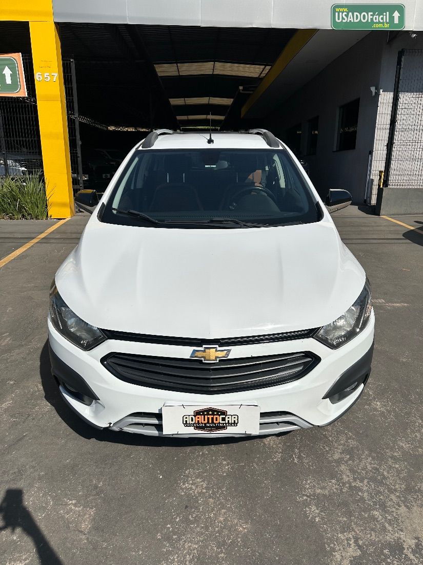 CHEVROLET/GM Onix Hatch Activ 1.4 Mecânico Flex 2016/2017 — foto 2 de 13