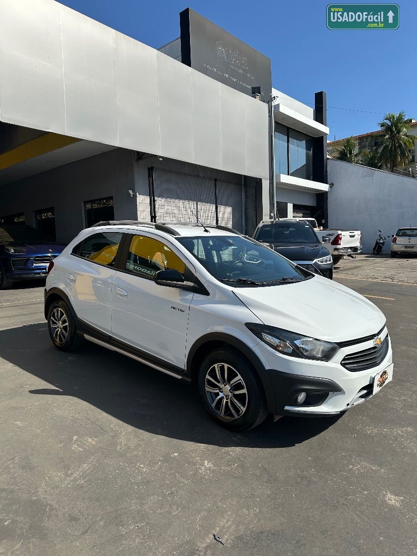 CHEVROLET/GM Onix Hatch Activ 1.4 Mecânico Flex 2016/2017 — foto 4 de 13