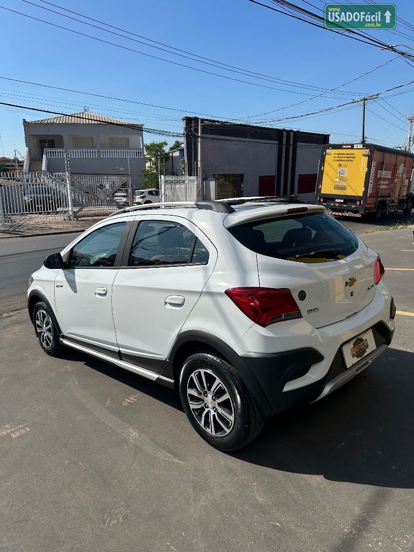 CHEVROLET/GM Onix Hatch Activ 1.4 Mecânico Flex 2016/2017 — foto 7 de 13