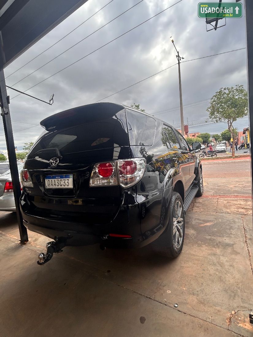 Toyota Hilux SW4 SR 2.7 4X2 Flex Automático 2015/2015 — foto 3 de 11