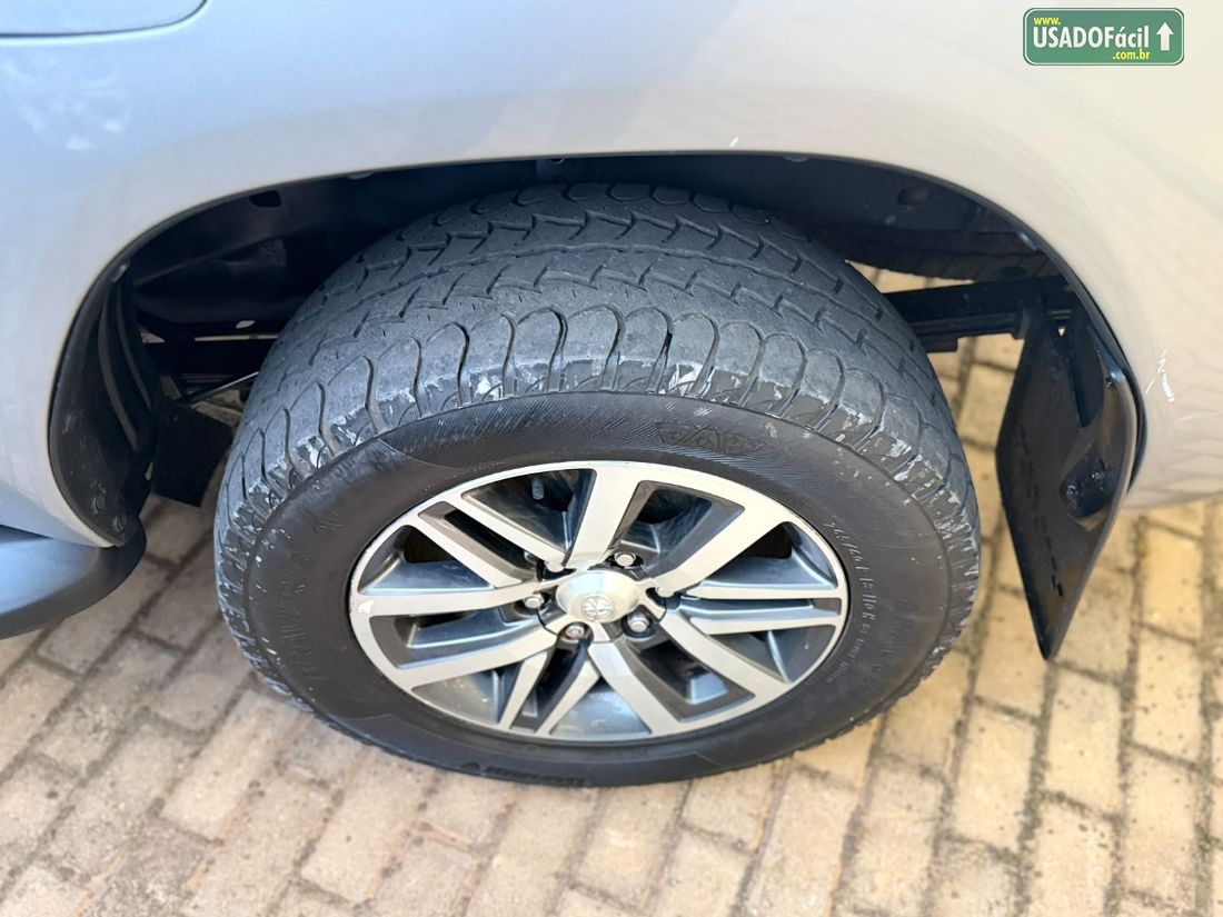 Toyota Hilux SRV CD 2.8 4x4 TDI Automático Diesel 2020/2020 — foto 14 de 17