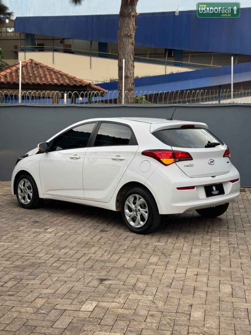 Hyundai HB20 Hatch Comfort Plus 1.6 Automático Flex 2019/2019 — foto 10 de 19