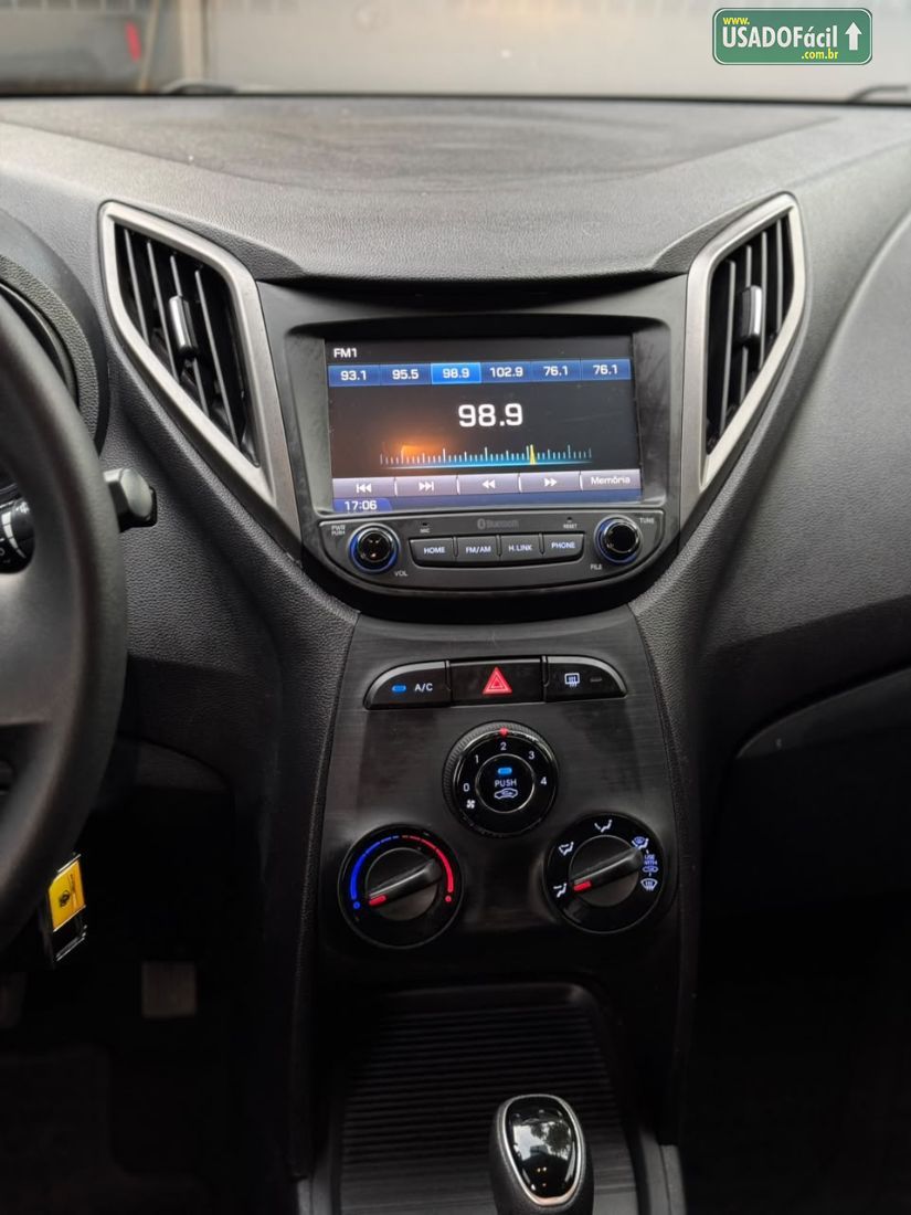 Hyundai HB20 Hatch Comfort Plus 1.6 Automático Flex 2019/2019 — foto 17 de 19
