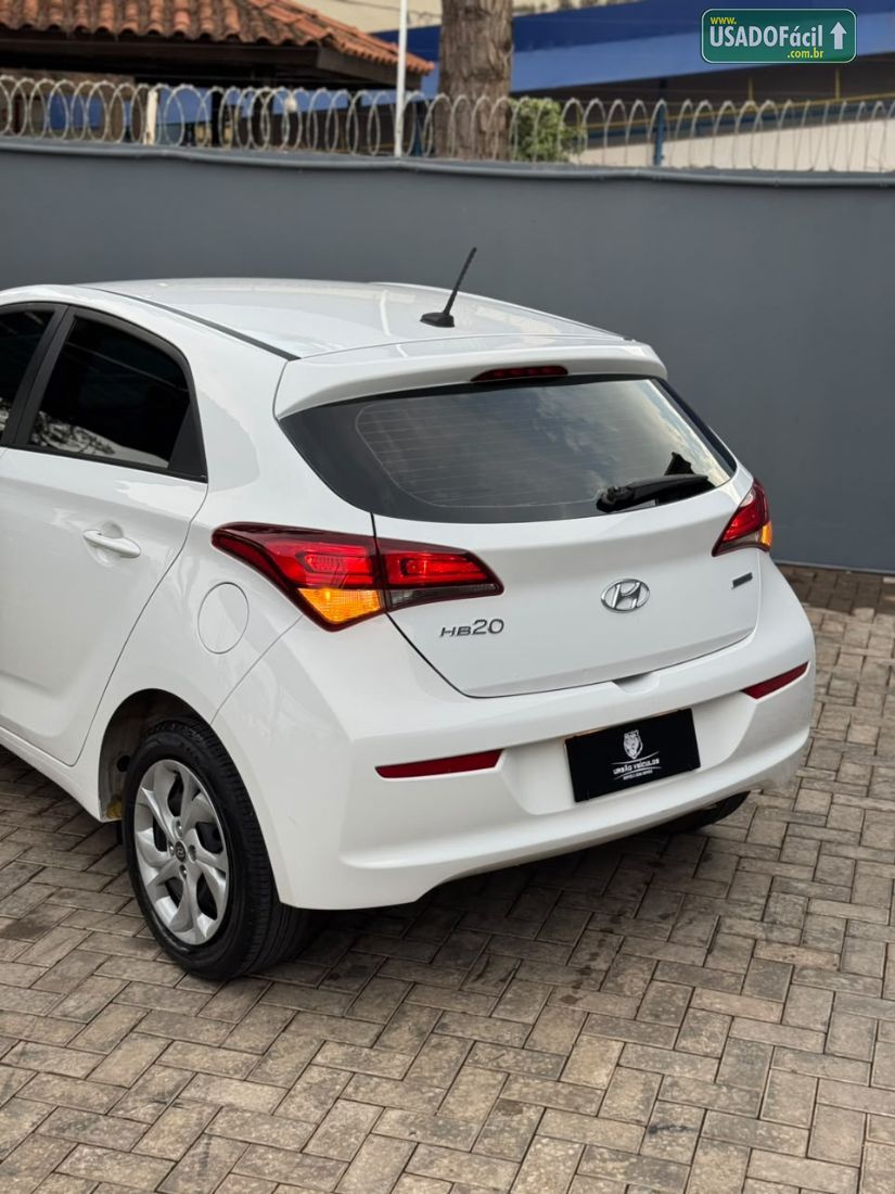Hyundai HB20 Hatch Comfort Plus 1.6 Automático Flex 2019/2019 — foto 7 de 19